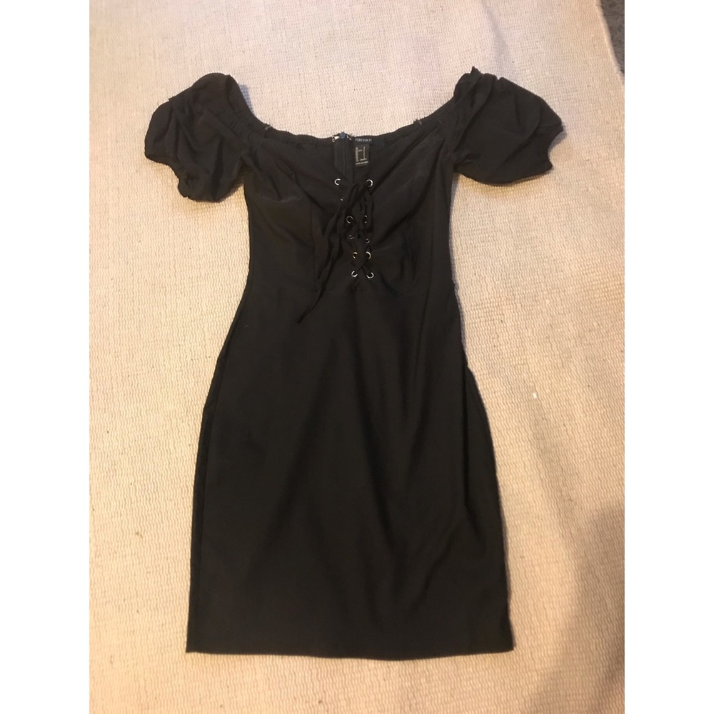 Off the shoulder bodycon dress